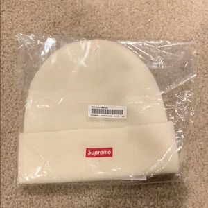 Mohair Supreme White Beanie